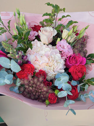 Valentine's Day Mixed Seasonal Bouquet (Pre-Order + Collect)