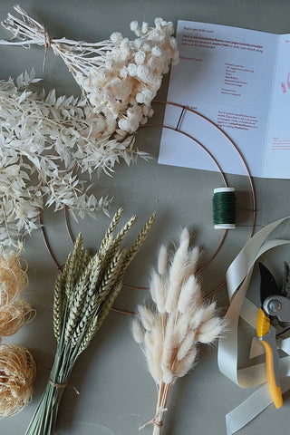 Dried DIY Christmas Wreath Kit