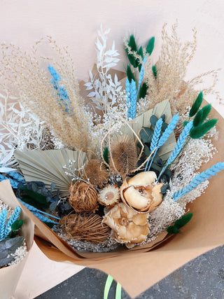 Globetrotter π Dried Bouquet