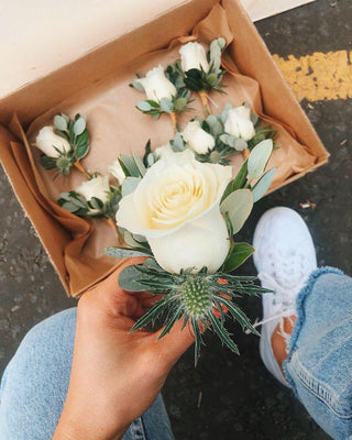 Buttonhole / Pin On Corsage - MUD Urban Flowers