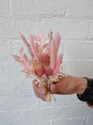 Dried Buttonhole / Pin On Corsage - MUD Urban Flowers