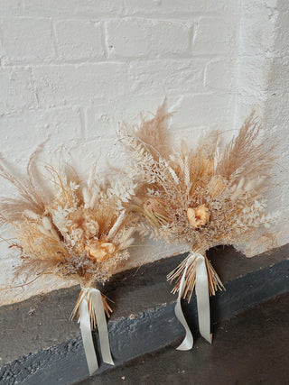 Dried Bridesmaid Bouquet - MUD Urban Flowers