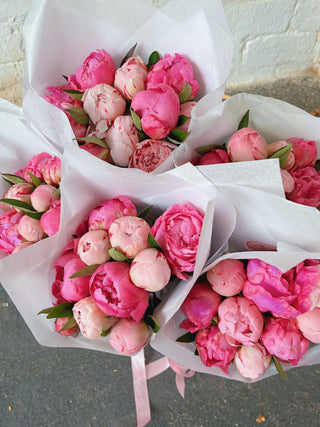 Pink and Hot Pink Peony Bunch U.K.