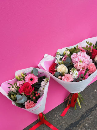 Strawberries + Cream 🍓 Signature Bouquet