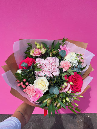 Strawberries + Cream 🍓 Signature Bouquet