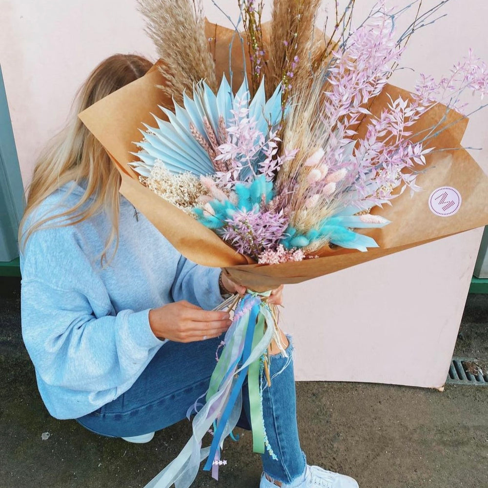 Same Day Flower Delivery In Glasgow, Edinburgh & Central Scotland MUD